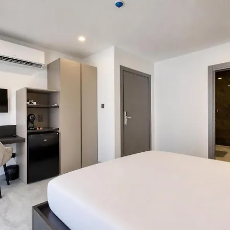 Urban 19 Residences The Grand Retreat Inn *