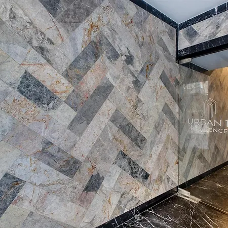 Urban 19 Residences The Grand Retreat Inn *